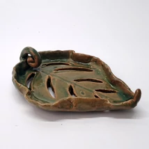 Zöld levél kerámia szappantartó