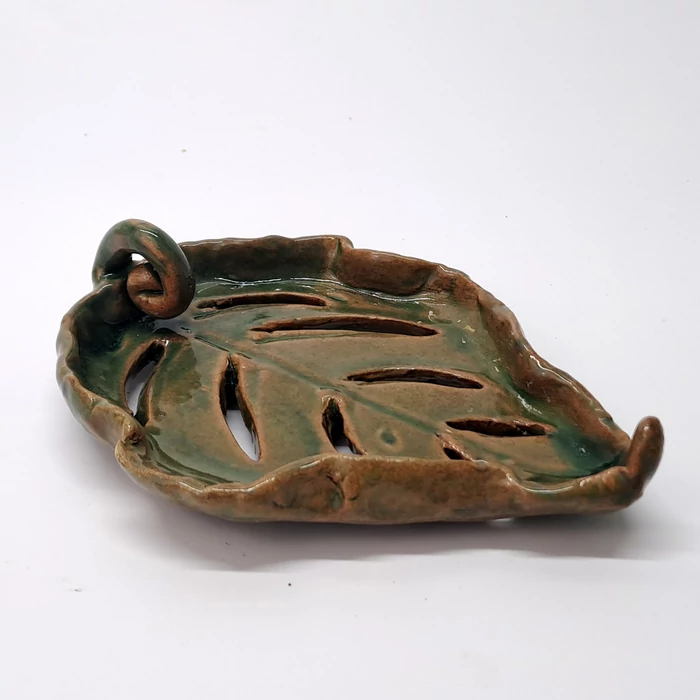 Zöld levél kerámia szappantartó